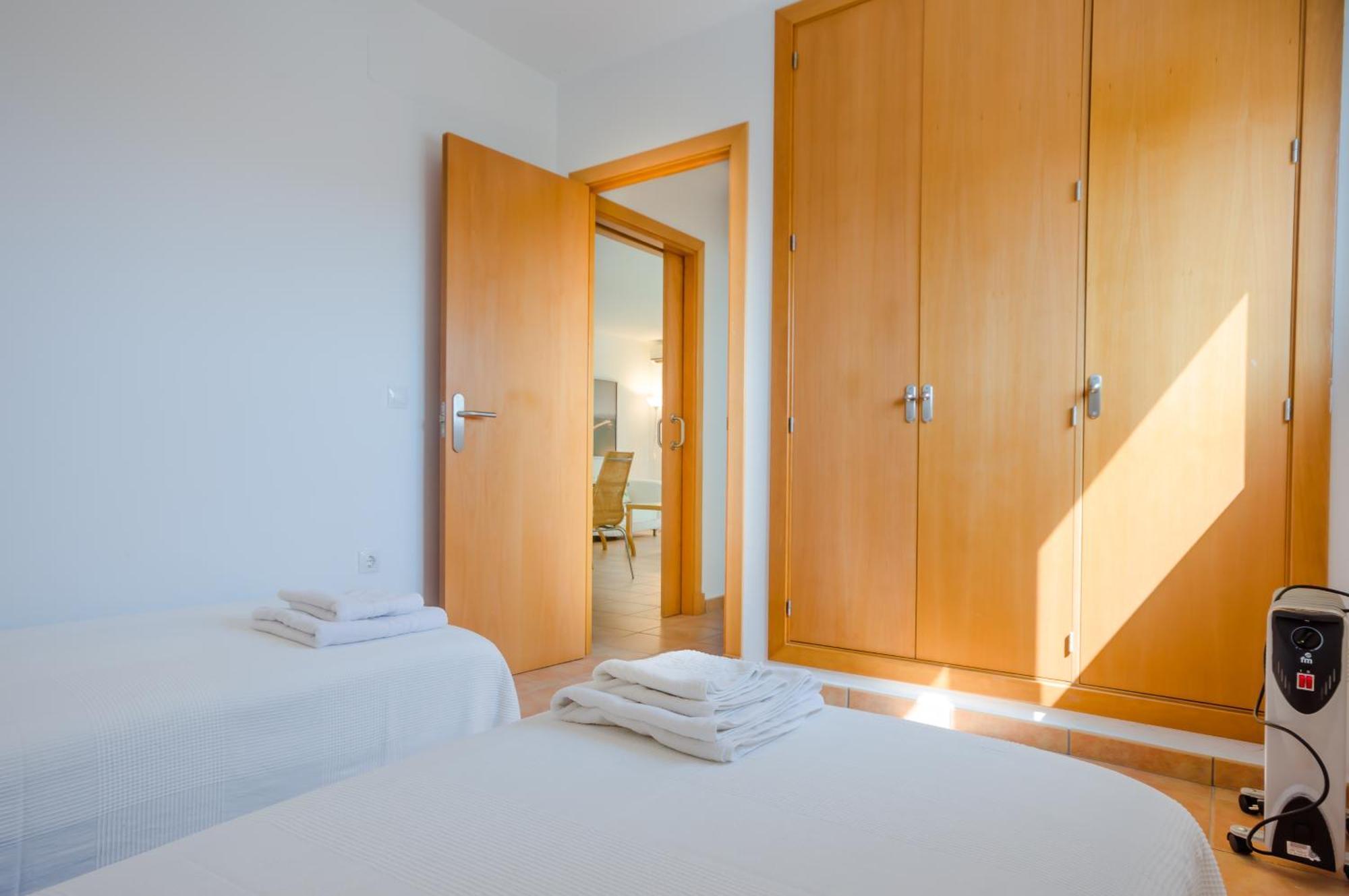 Apartamentos O2 Conil Conil De La Frontera Habitación foto